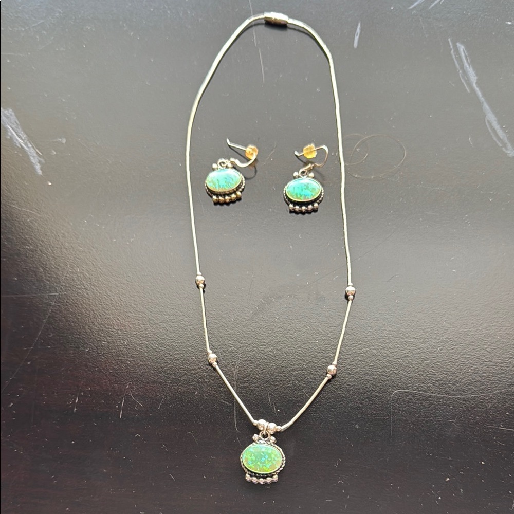 Elegant Fire Green and Sterling Silver Jewelry Set